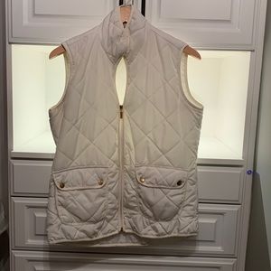 New Directions Weekend quilted off white vest